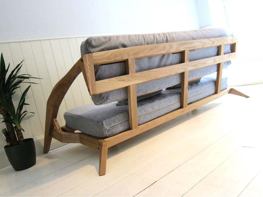 Диван из дубового дерева - фото 3