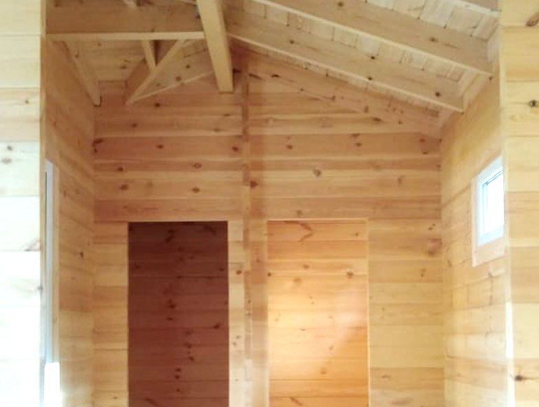 Летний дом из бруса с большой верандой - фото 5