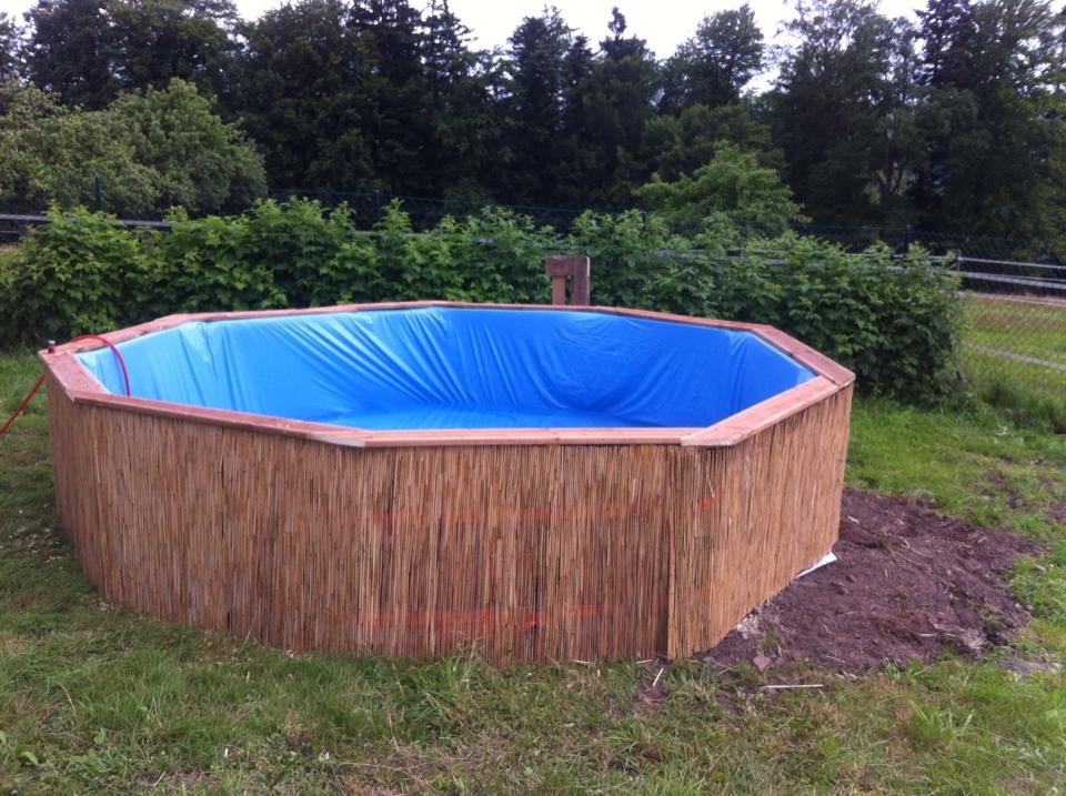 Бассейн построенный из 10 поддонов - фото 6