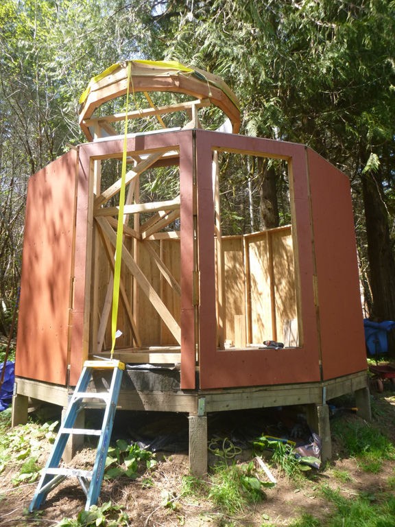 Строительство юрты с деревянным каркасом - фото 8