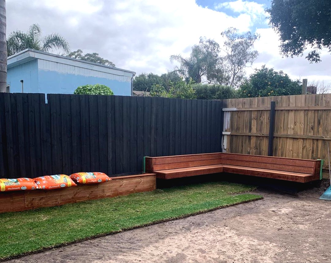 Как оформить зону отдыха на даче своими руками? - фото 17