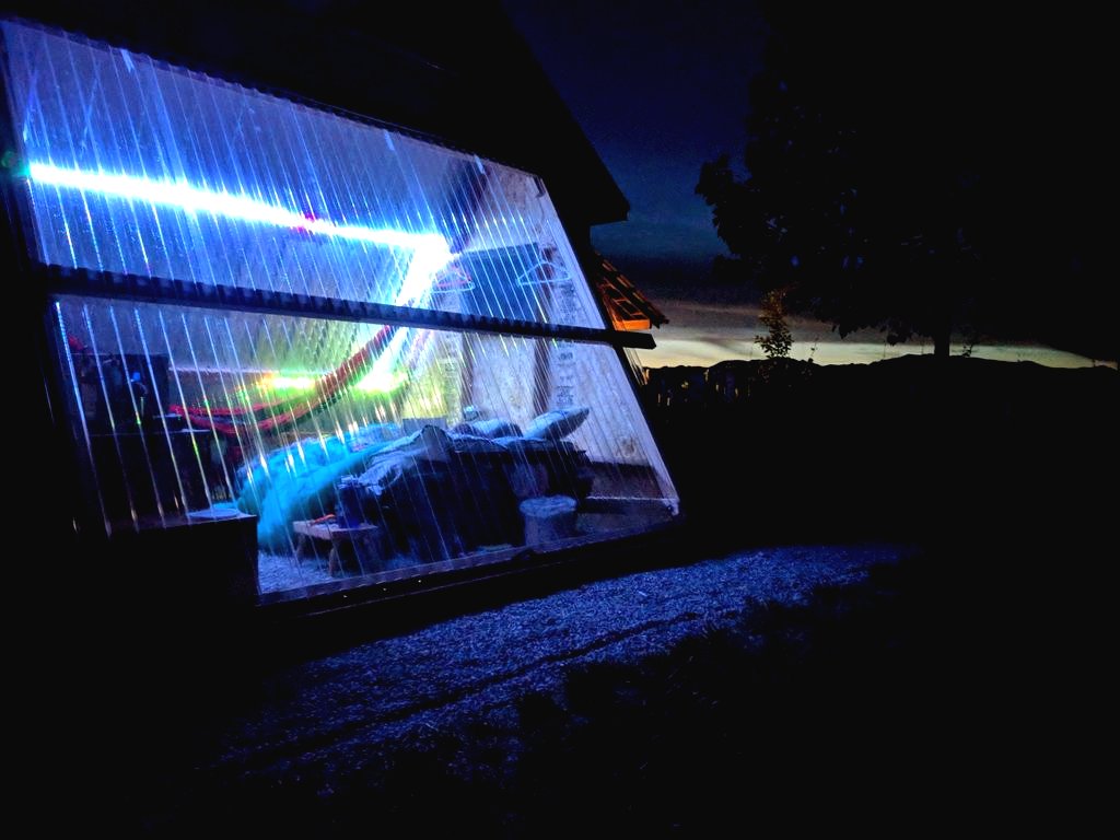 Летний домик или закрытая беседка? - фото 9