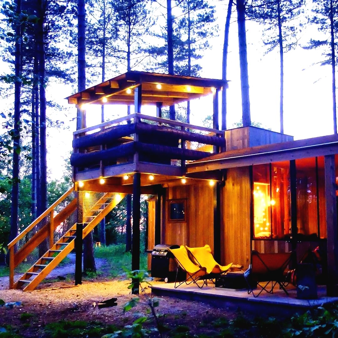 Очень необычная беседка из дерева - фото 4