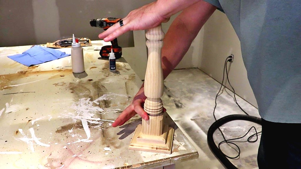 Настольная лампа из ножки стола - фото 13