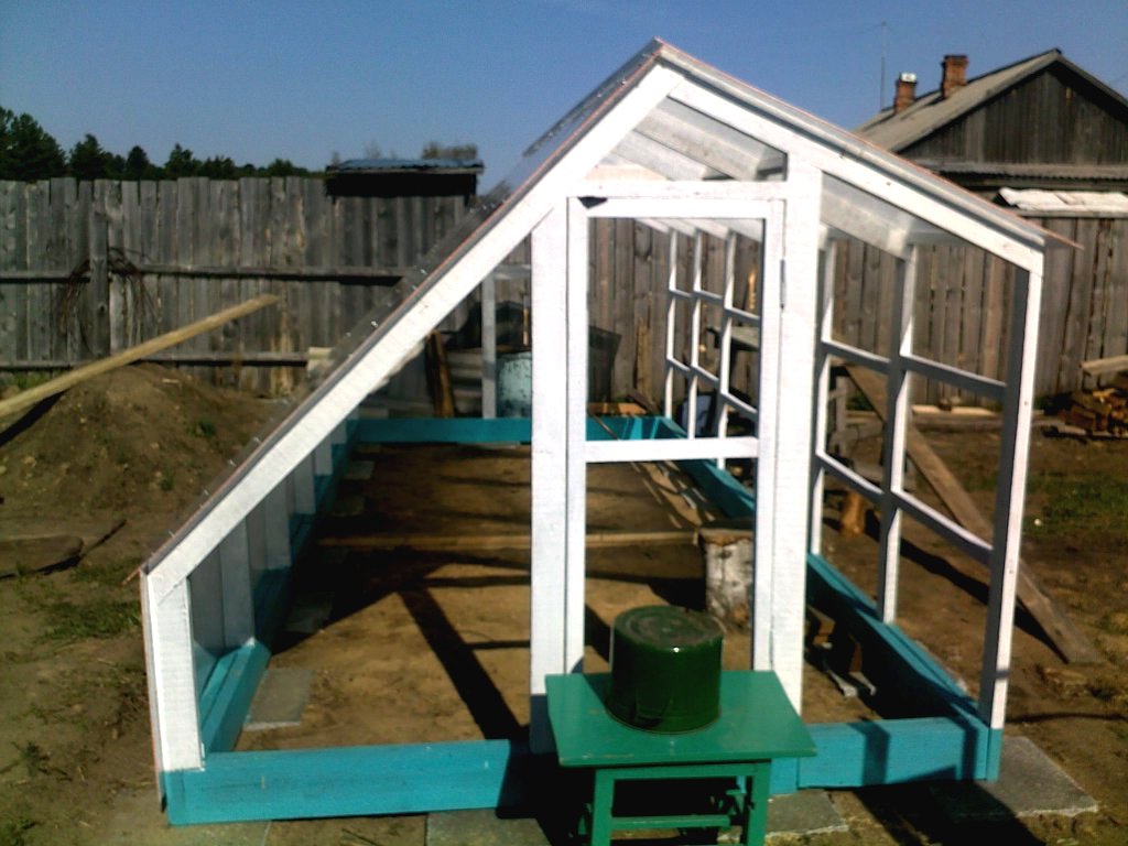 Интересная теплица из поликарбоната - фото 9