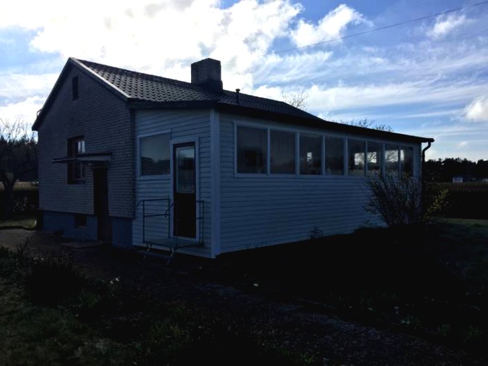 Закрытая веранда у дома - фото 2