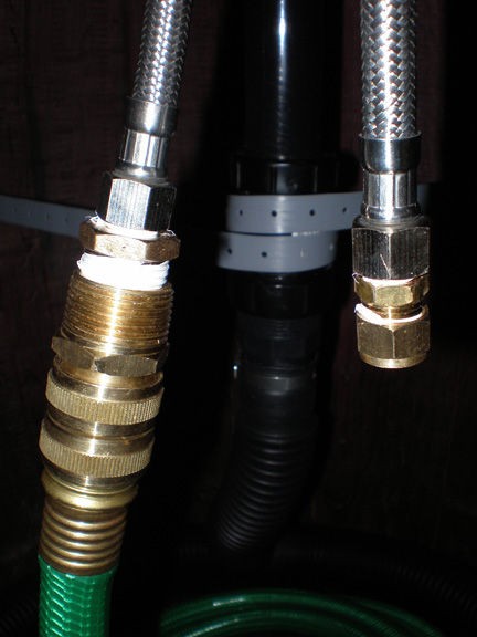 Из деревянной бочки раковина - фото 20