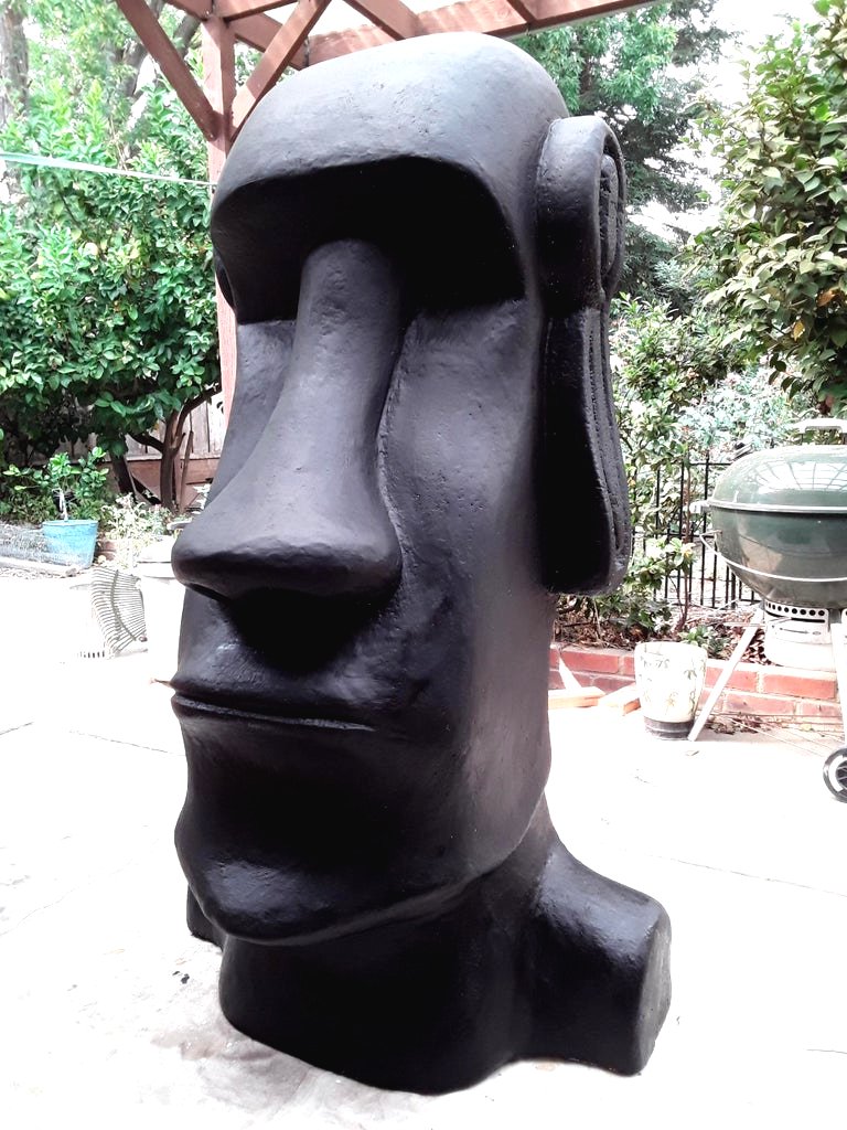 Необычный способ украсить сад статуей из пенополистирола - фото 15