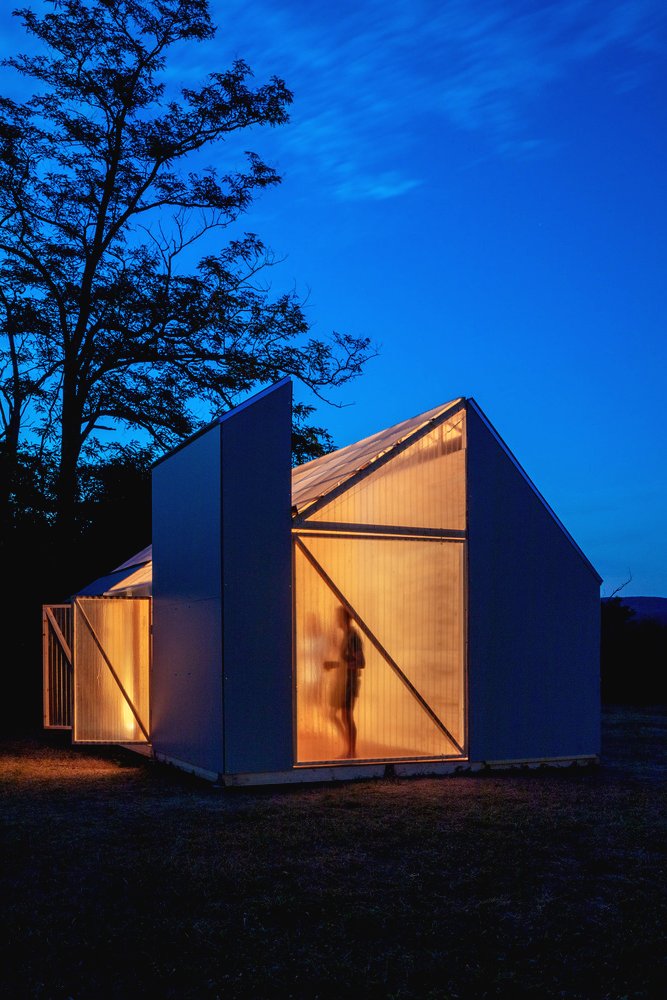 Необычный летний дом для дачи - фото 23