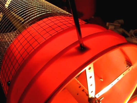 Как просеять землю от сорняков? - фото 6