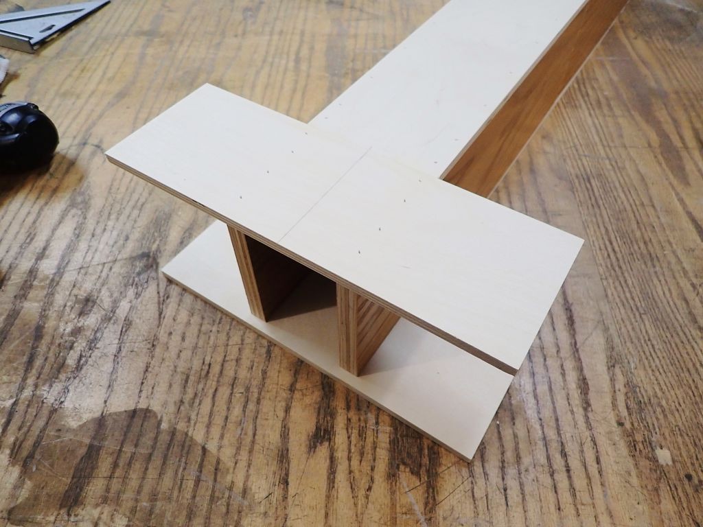 Регулируемый стол по высоте из автомобильного домкрата - фото 13