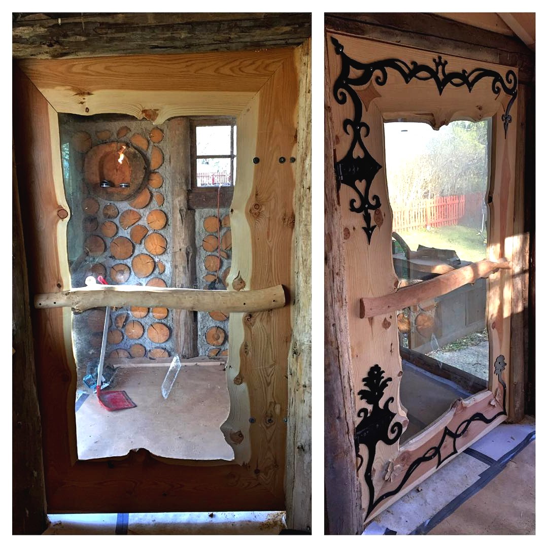 Необычная баня из бревен - фото 18