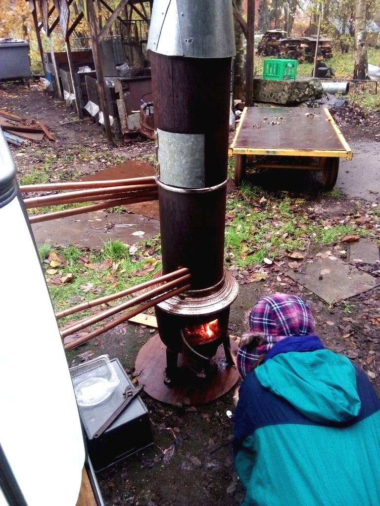 Как из пластикового бака смастерить горячую ванну - фото 2