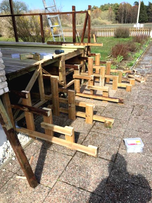 Закрытая веранда у дома - фото 8