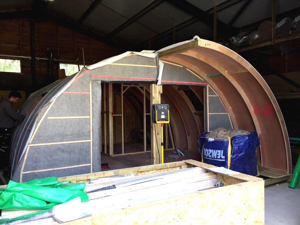 Деревянный дом полукруглой формы - фото 12