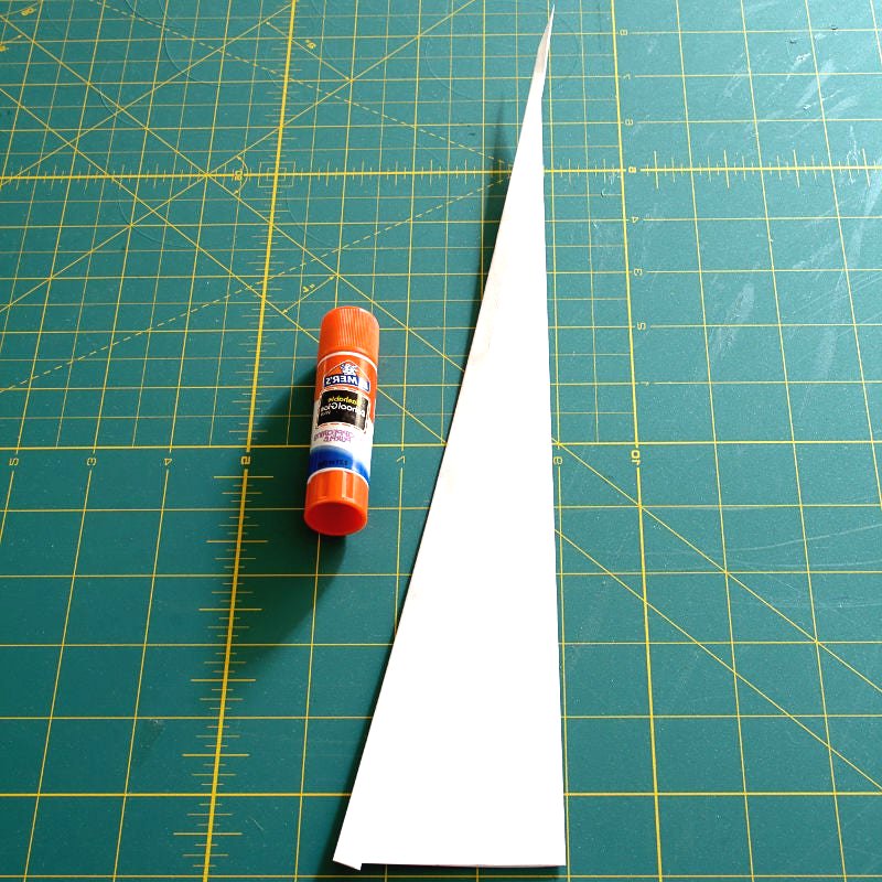 Бумажные сосульки для декора потолка - фото 5