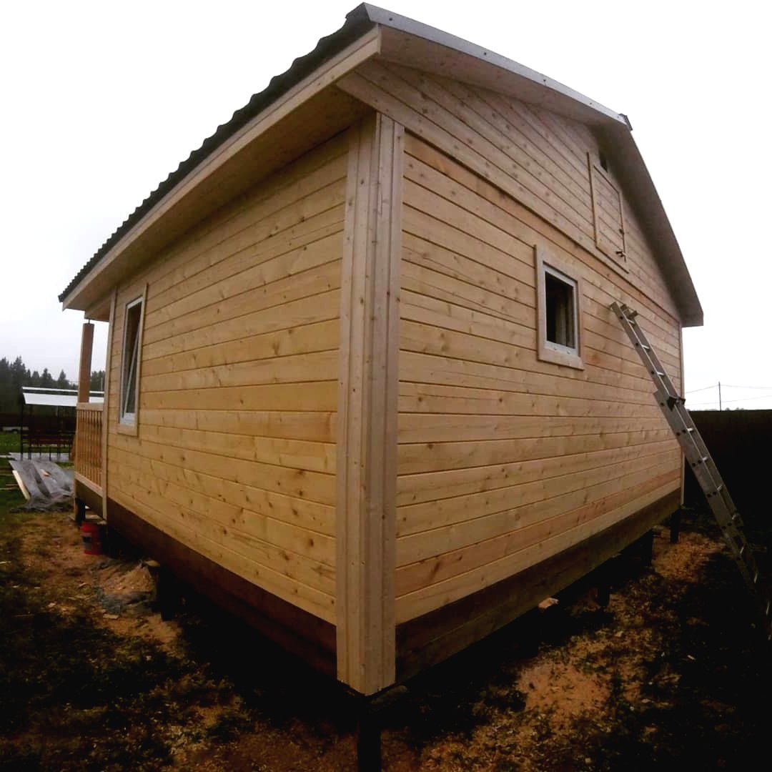 Баня размером 6х6 с террасой и мансардой - фото 3