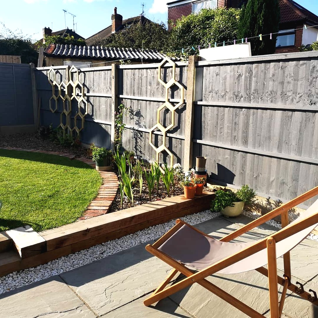 Необычный декор забора - фото 8