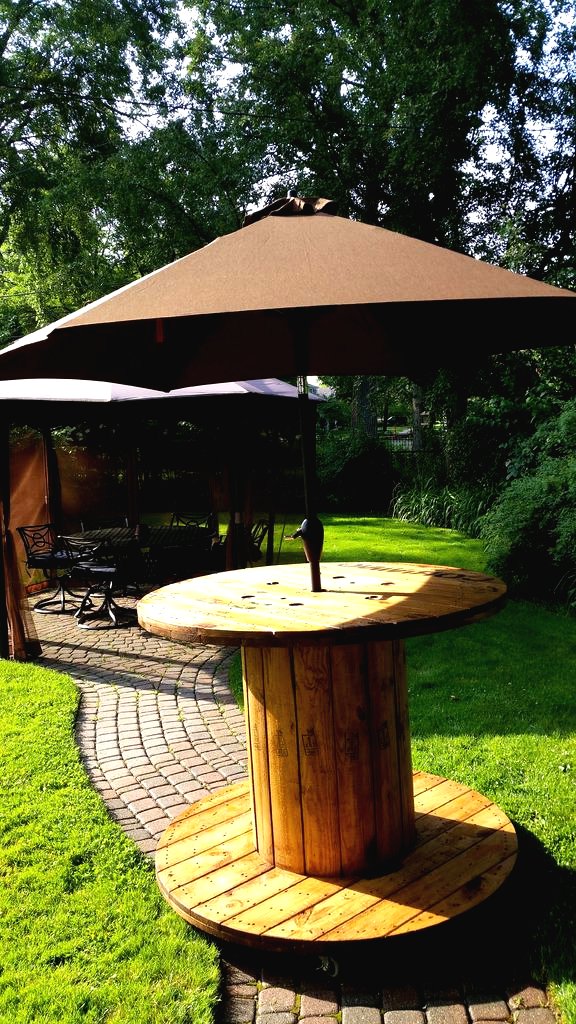 Столик из кабельной катушки - фото 2