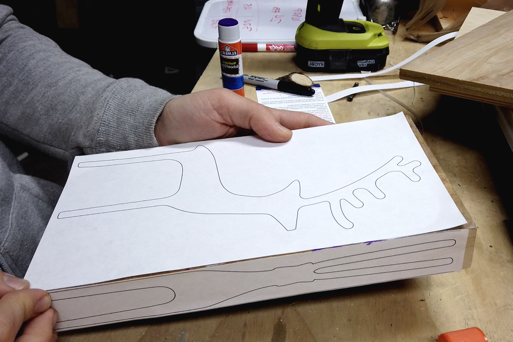 Рождественский олень своими руками из дерева - фото 4