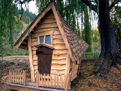 Сказочный домик - фото
