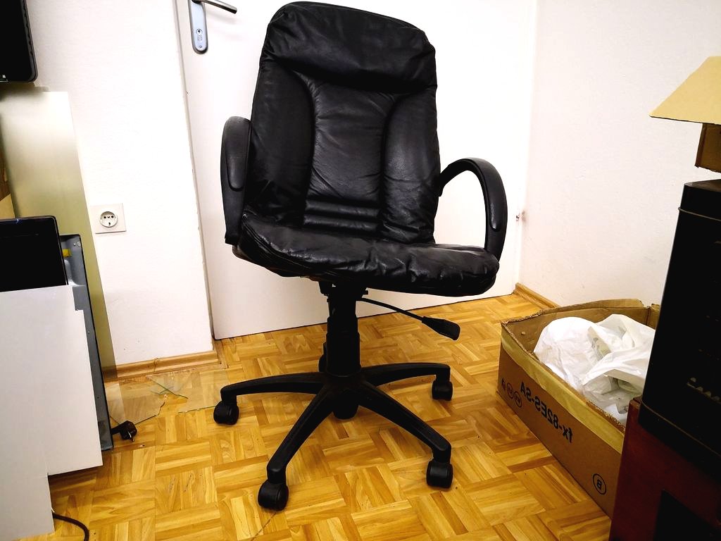 Превратите автокресло в самый крутой офисный стул - фото 4