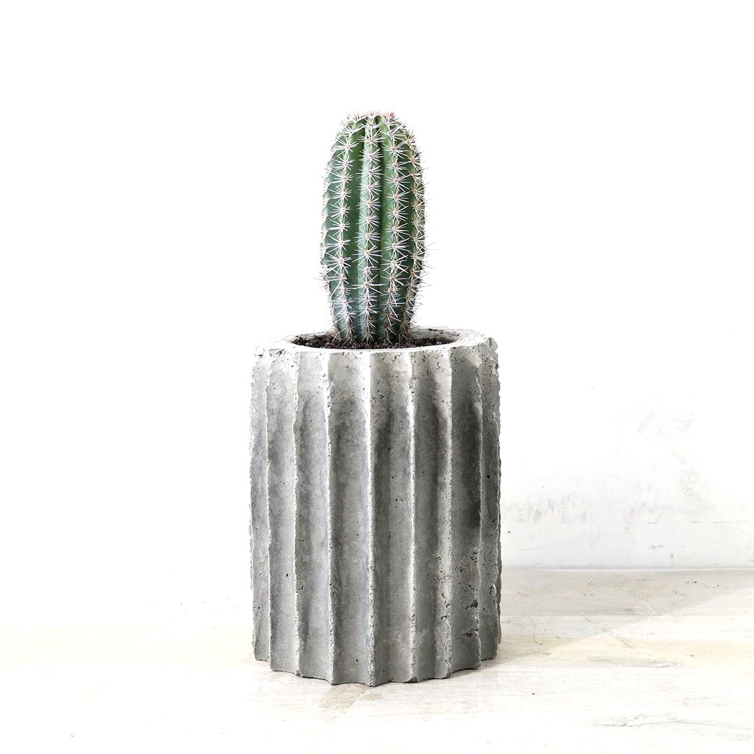 Бетонные горшки, отлитые в многоразовых формах. - фото 2