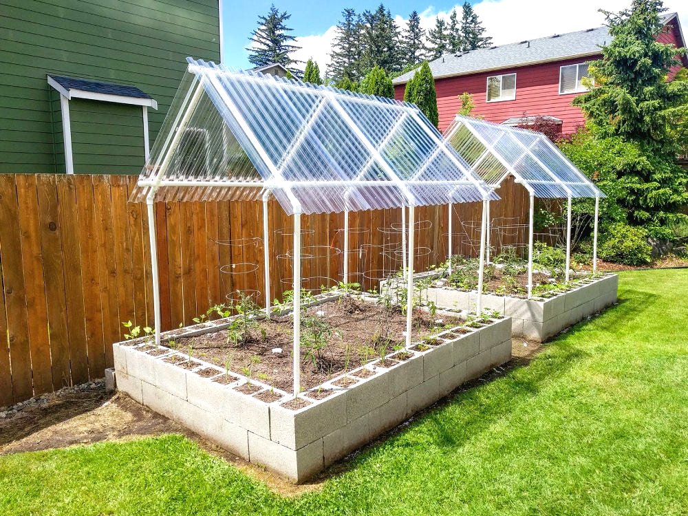 Интересные грядки из шлакоблоков - фото 2