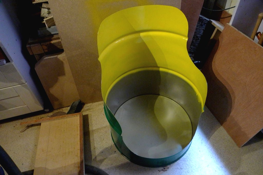 Оригинальные кресла из железной бочки - фото 8