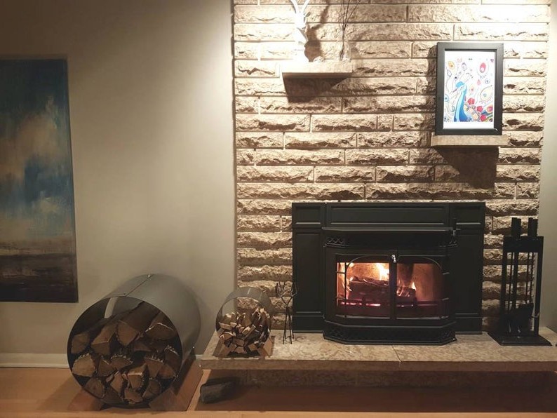 Место хранения дров рядом с печью - фото 5