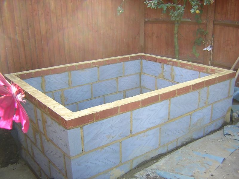 Оригинальное джакузи под навесом - фото 9