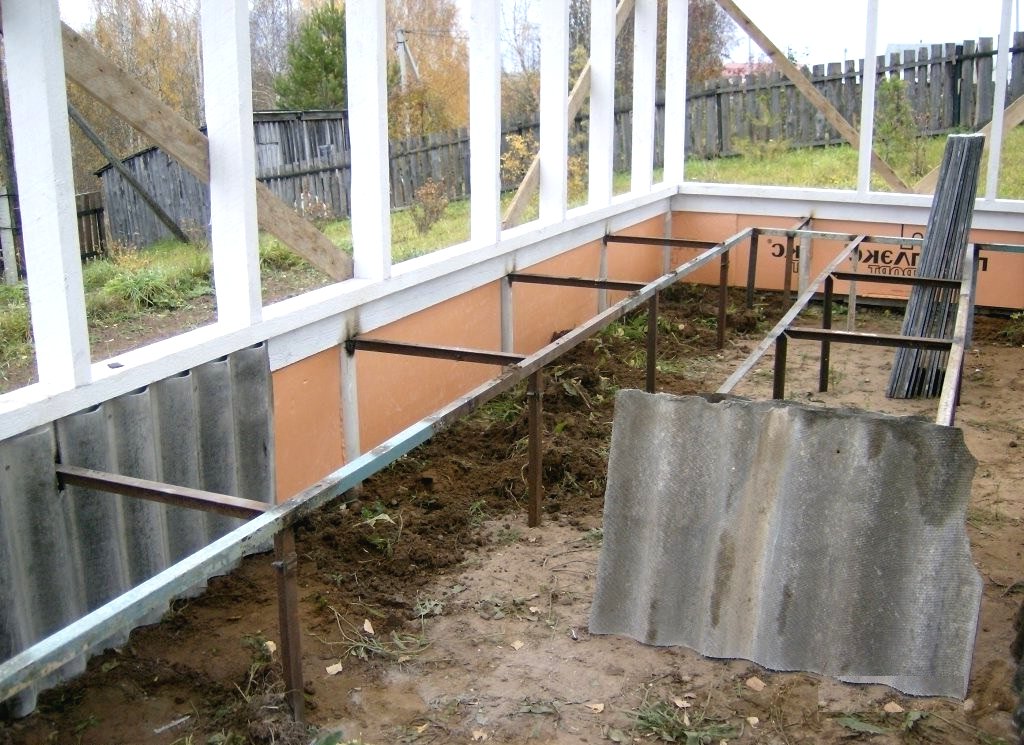 Теплица из деревянного каркаса - фото 8