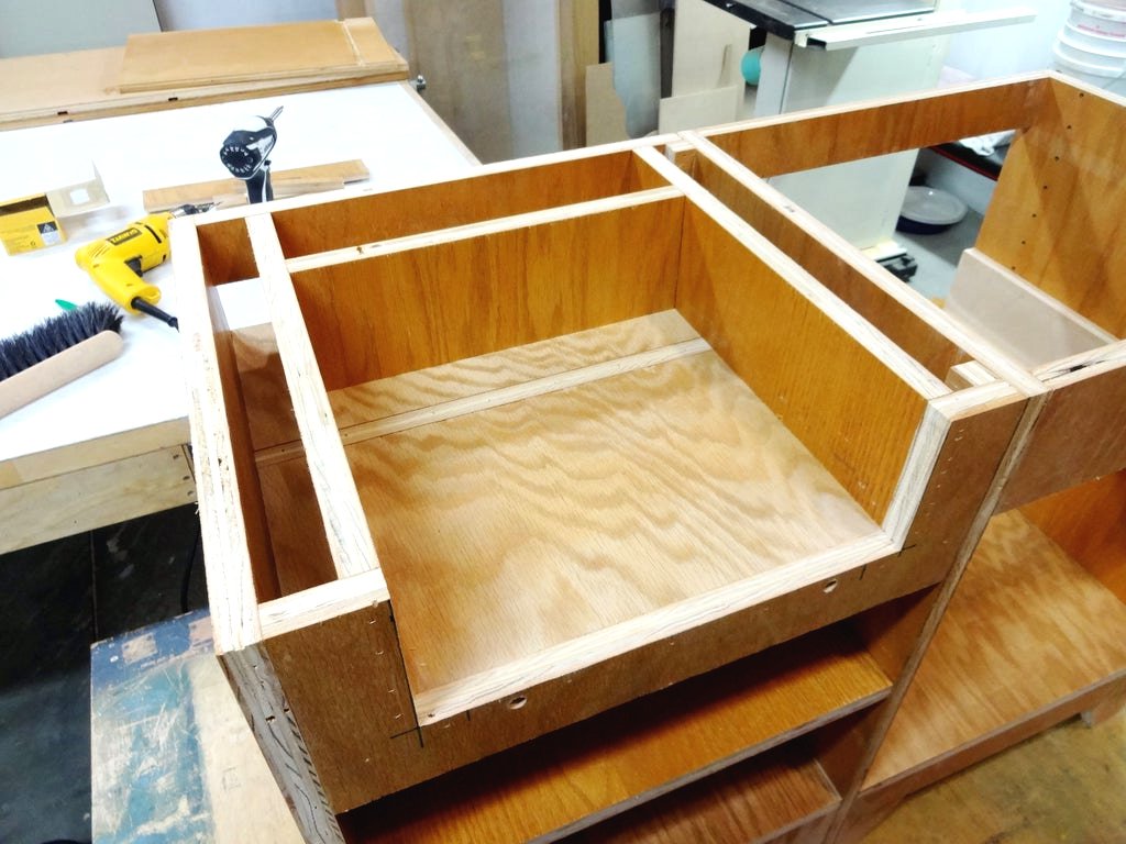 Маленькая игровая кухня - фото 6