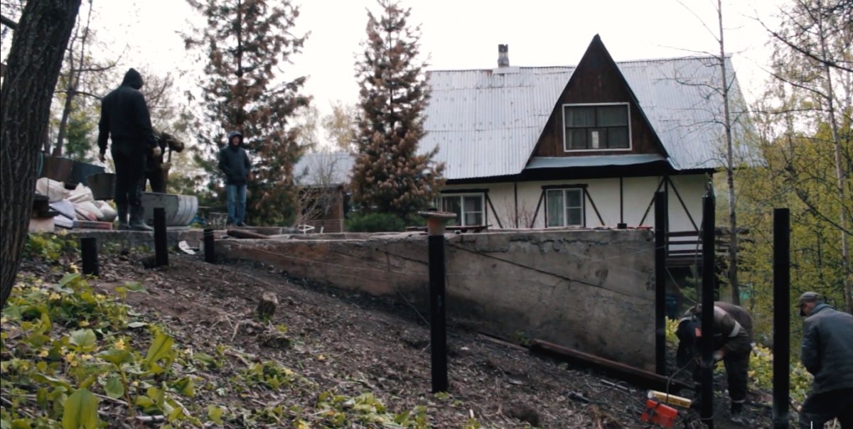 Оригинальная баня из бруса - фото 8