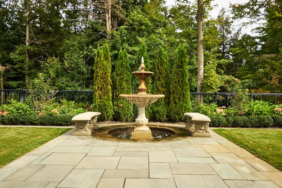 Дизайн сада с фонтаном - фото 3