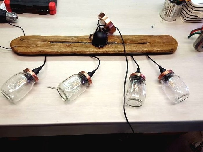 Интересная подвесная лампа из дерева - фото 11