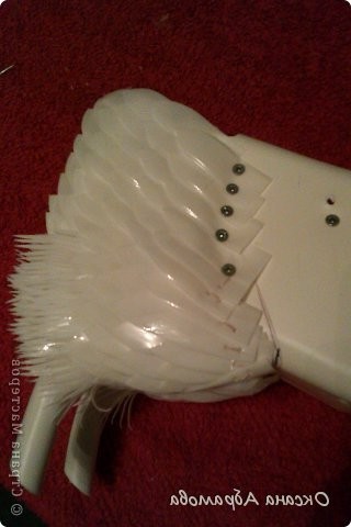 Голубь из пластиковых бутылок - фото 17