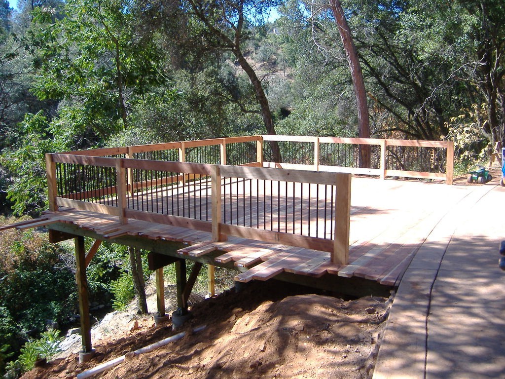 Терраса на склоне - фото 10