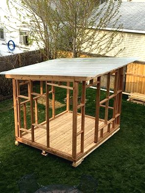 Садовая беседка из старых окон - фото 4