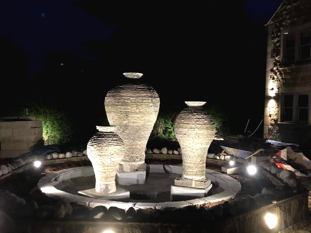 Каменные вазы - фото 6