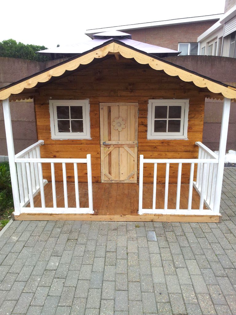 Игровой домик из поддонов - фото 15