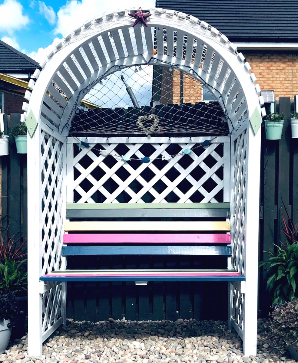 Оригинальная беседка для дачи - фото 3