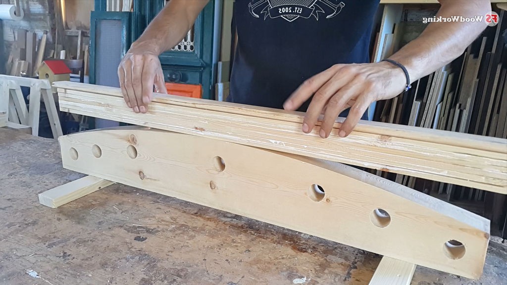 Деревянное кресло-качалка - фото 4