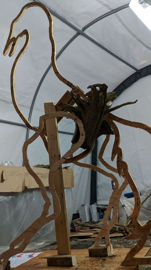 Скульптура лошади из коряг - фото 3