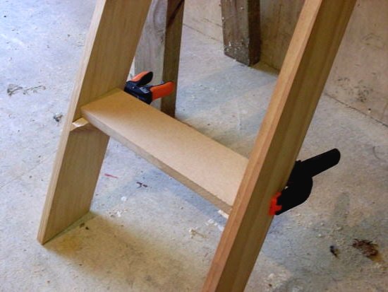 Складная  стремянка из дерева - фото 9