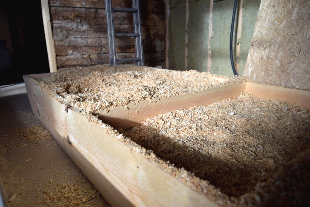 Как сделать утепленную дверь на чердак своими руками? - фото 7