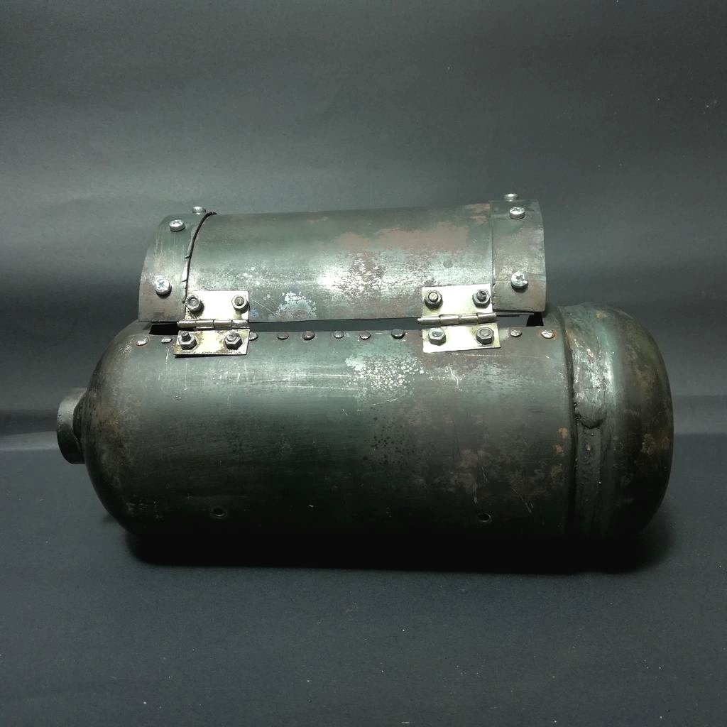 Маленькая коптильня из старых огнетушителей - фото 18