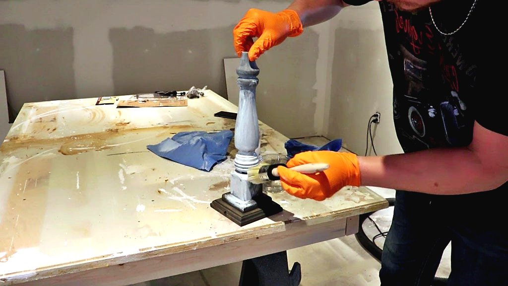 Настольная лампа из ножки стола - фото 16