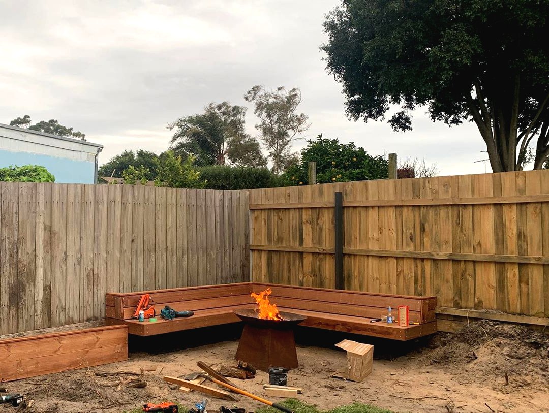 Как оформить зону отдыха на даче своими руками? - фото 13