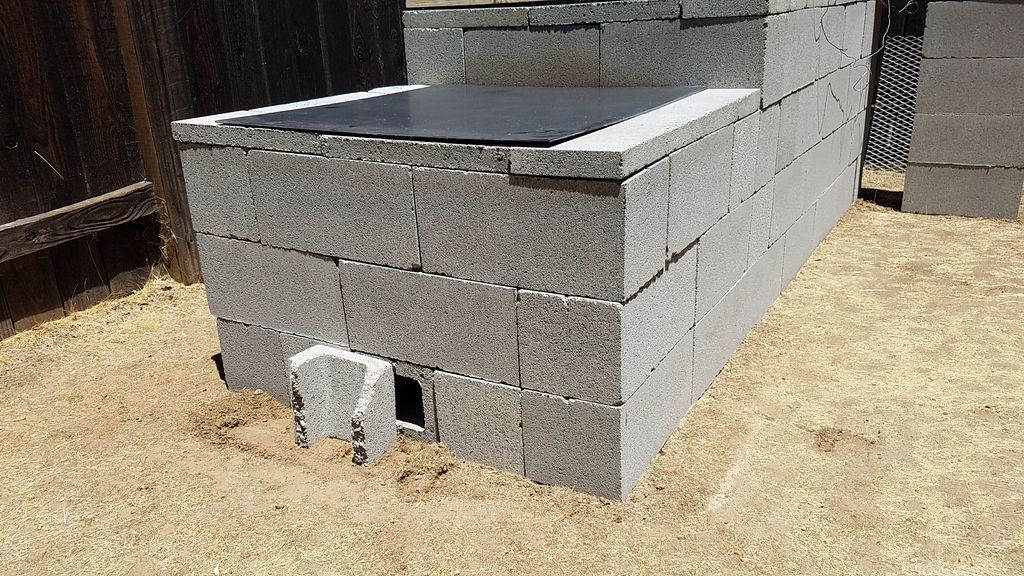 Оригинальная коптильня из шлакоблоков - фото 19